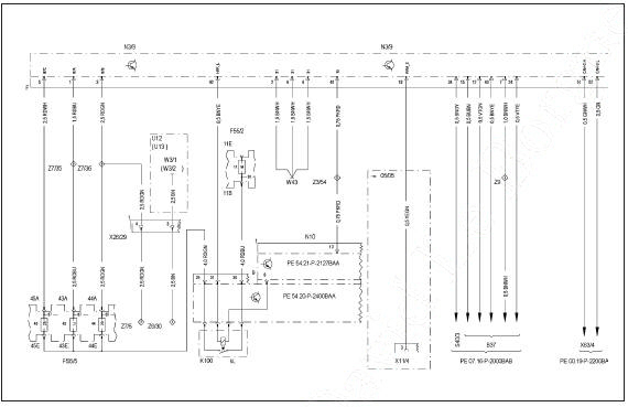 Calculateur d'injection diesel (connecteur F) (1/2)